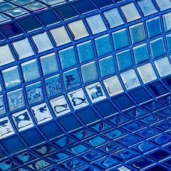 Metal Azurita 2,5 31,2X49,5 - hladký mozaika lesk, mix barev barva